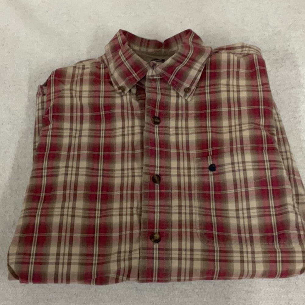 EUC mens long sleeve button down carhartt shirt